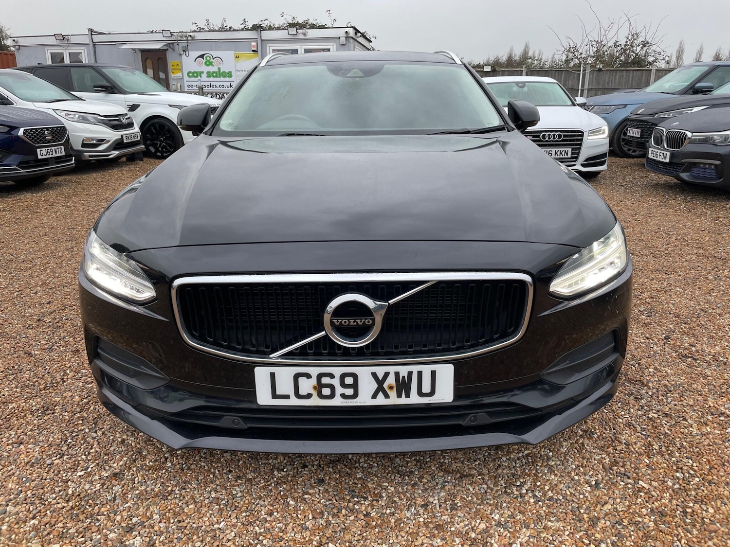 Used Volvo V90 2019 for sale - 77645847: Photo 2