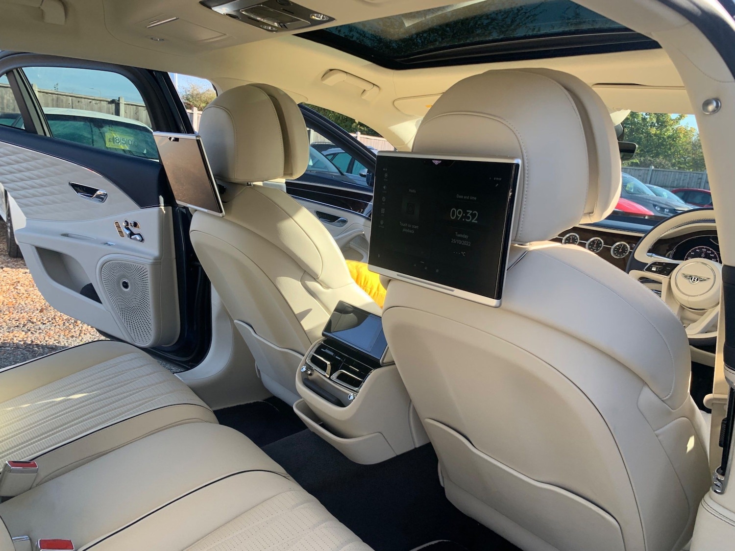 Used Bentley Flying Spur 2020 for sale - 77883497: Photo 79