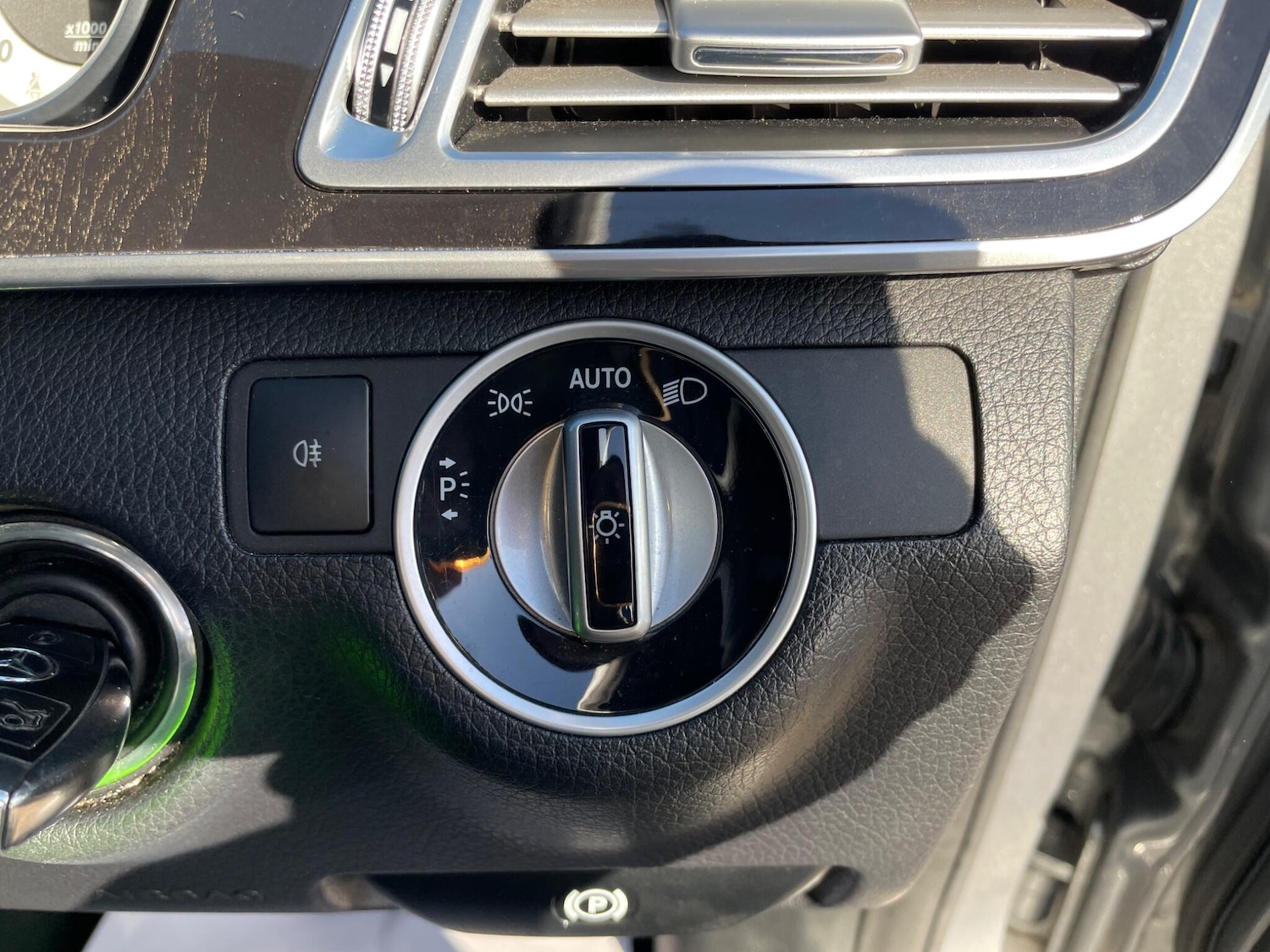 Used Mercedes-Benz E Class 2014 for sale - 78185300: Photo 12