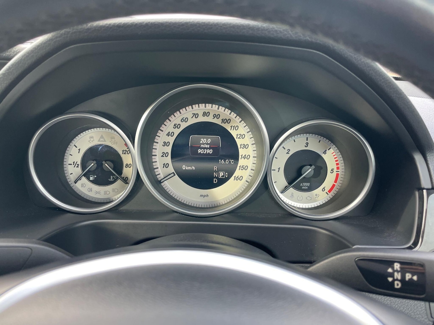 Used Mercedes-Benz E Class 2014 for sale - 78185300: Photo 13