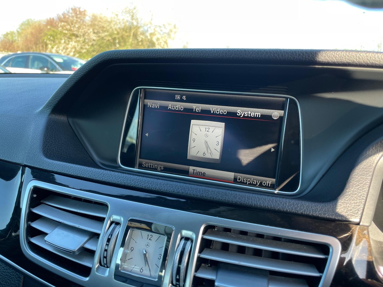 Used Mercedes-Benz E Class 2014 for sale - 78185300: Photo 15