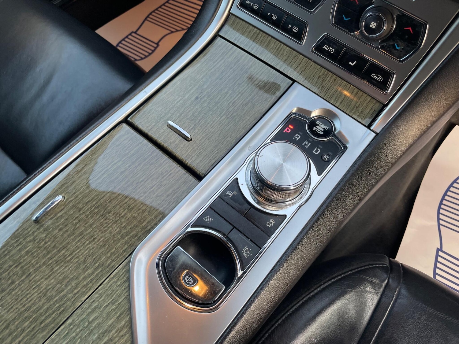 Used Jaguar XF 2014 for sale - 77501827: Photo 19