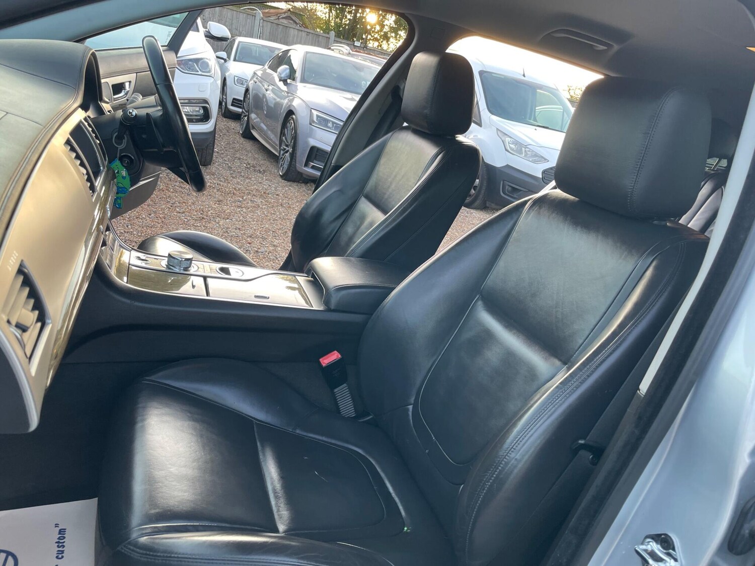 Used Jaguar XF 2014 for sale - 77501827: Photo 33