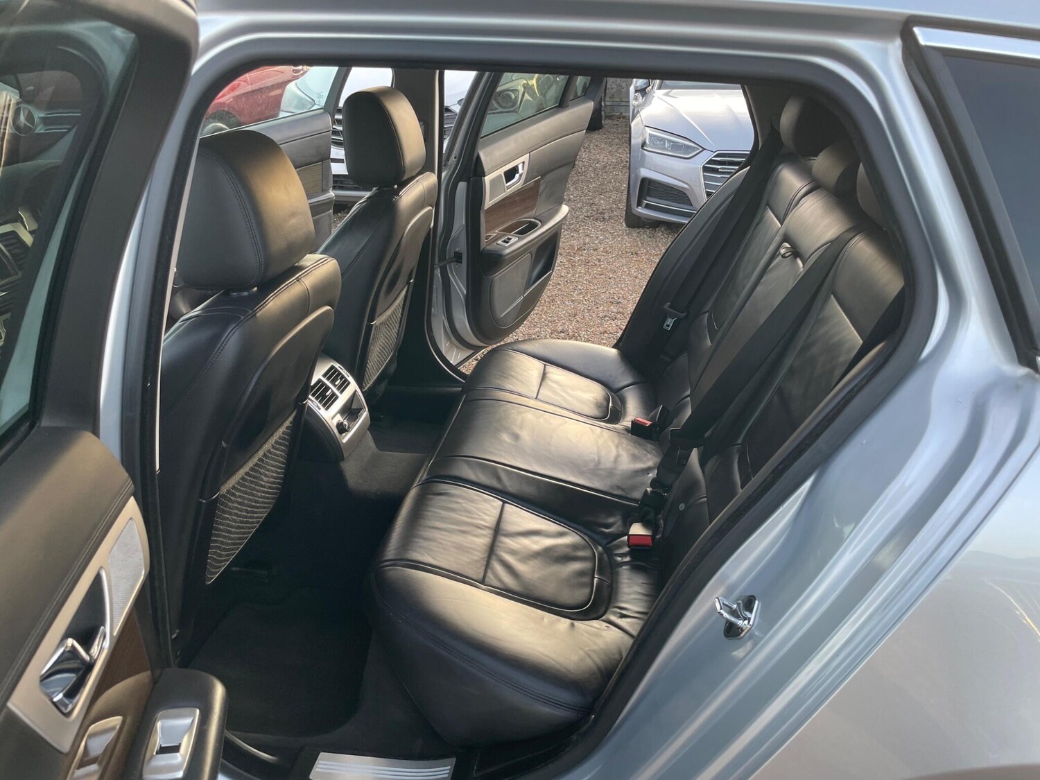 Used Jaguar XF 2014 for sale - 77501827: Photo 37