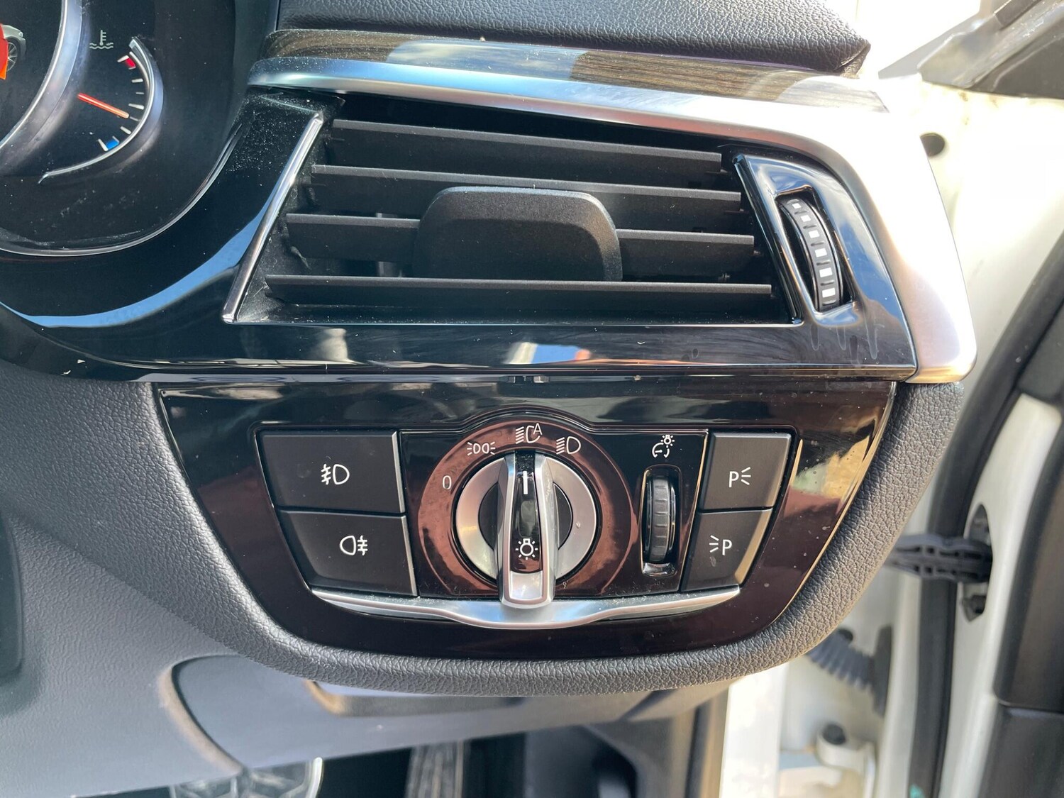 Used BMW 5 Series 2018 for sale - 77509729: Photo 13