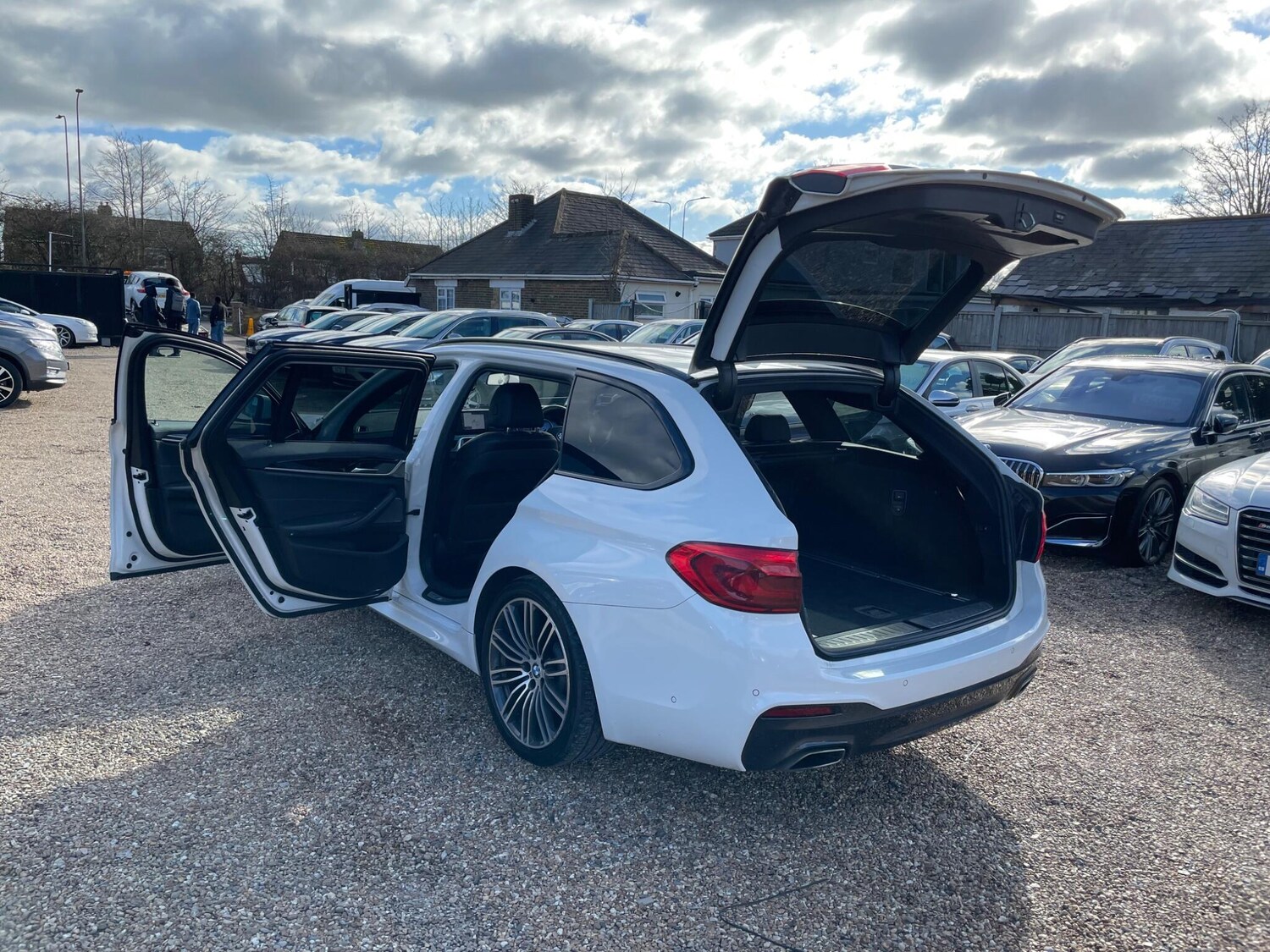 Used BMW 5 Series 2018 for sale - 77509729: Photo 56