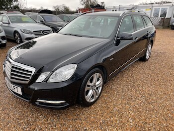 Used Mercedes-Benz E Class 2011 for sale - 77511341: Photo