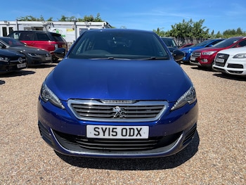 Used Peugeot 308 2015 for sale - 79048970: Photo