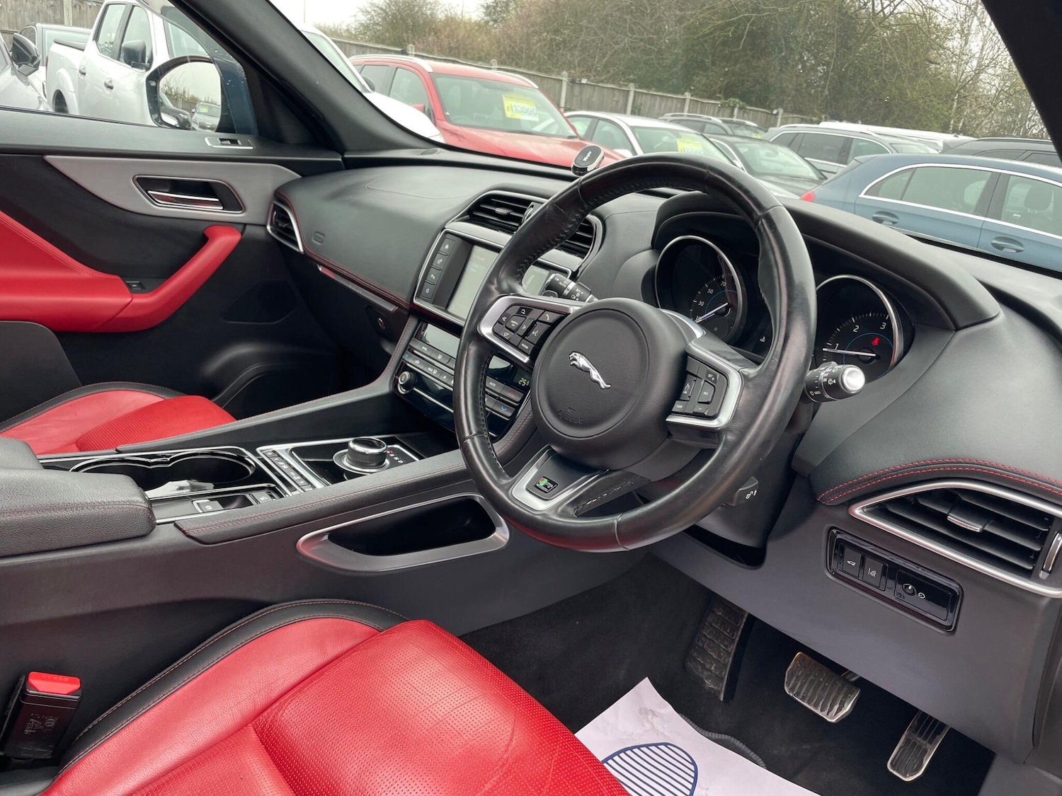 Used Jaguar F-Pace for sale - 77809104: Photo 11