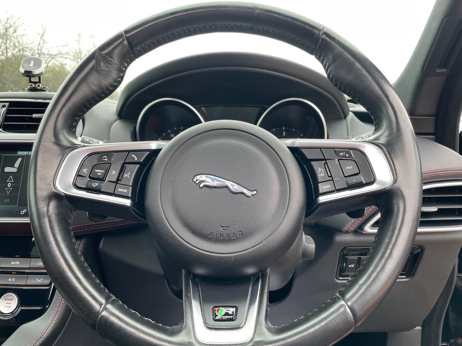 Used Jaguar F-Pace for sale - 77809104: Photo 14