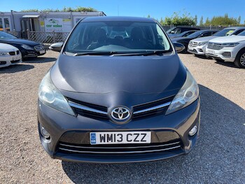 Used Toyota Verso 2013 for sale - 78404911: Photo