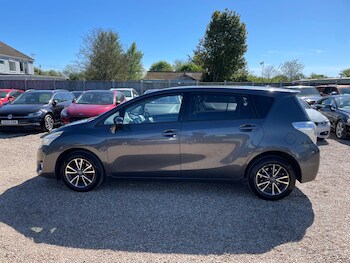 Used Toyota Verso 2013 for sale - 78404911: Photo