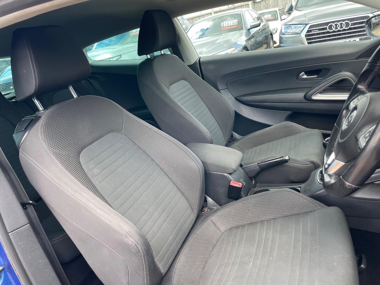 Used Volkswagen Scirocco 2011 for sale - 78058314: Photo 21