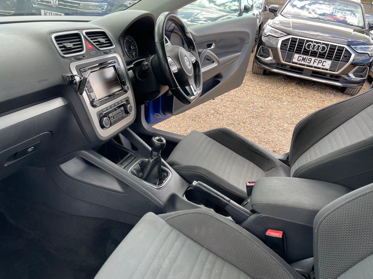 Used Volkswagen Scirocco 2011 for sale - 78058314: Photo 27