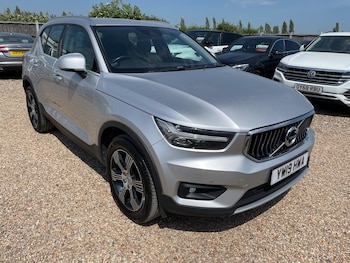 Used Volvo XC40 2019 for sale - 78695597: Photo