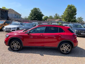 Used Mercedes-Benz GLA 2019 for sale - 78855371: Photo
