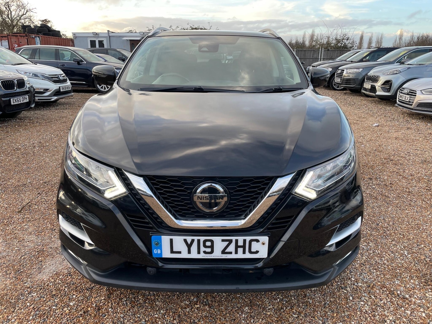 Used Nissan Qashqai 2019 for sale - 77501806: Photo 2
