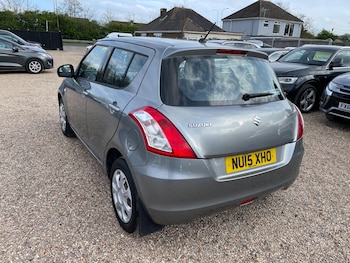 Used Suzuki Swift 2015 for sale - 78302002: Photo