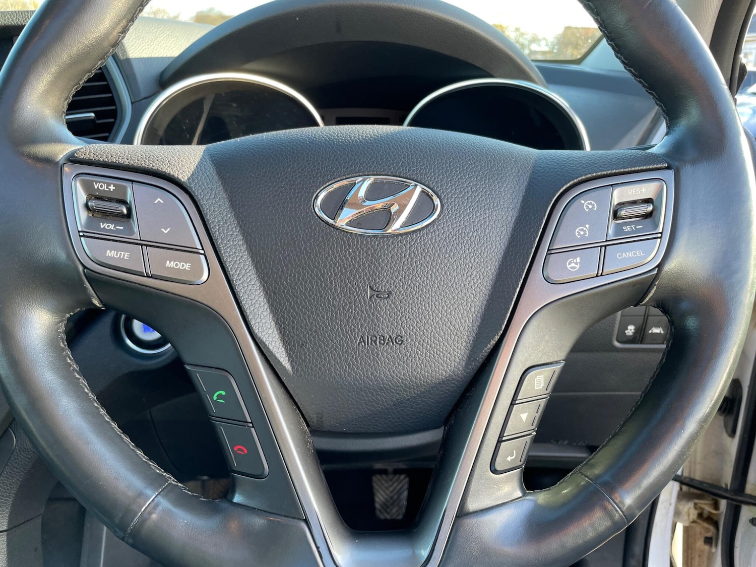 Used Hyundai Santa Fe 2017 for sale - 77501840: Photo 13
