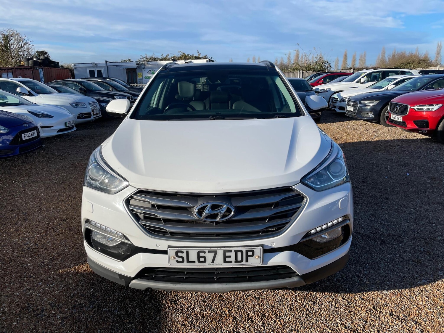 Used Hyundai Santa Fe 2017 for sale - 77501840: Photo 2