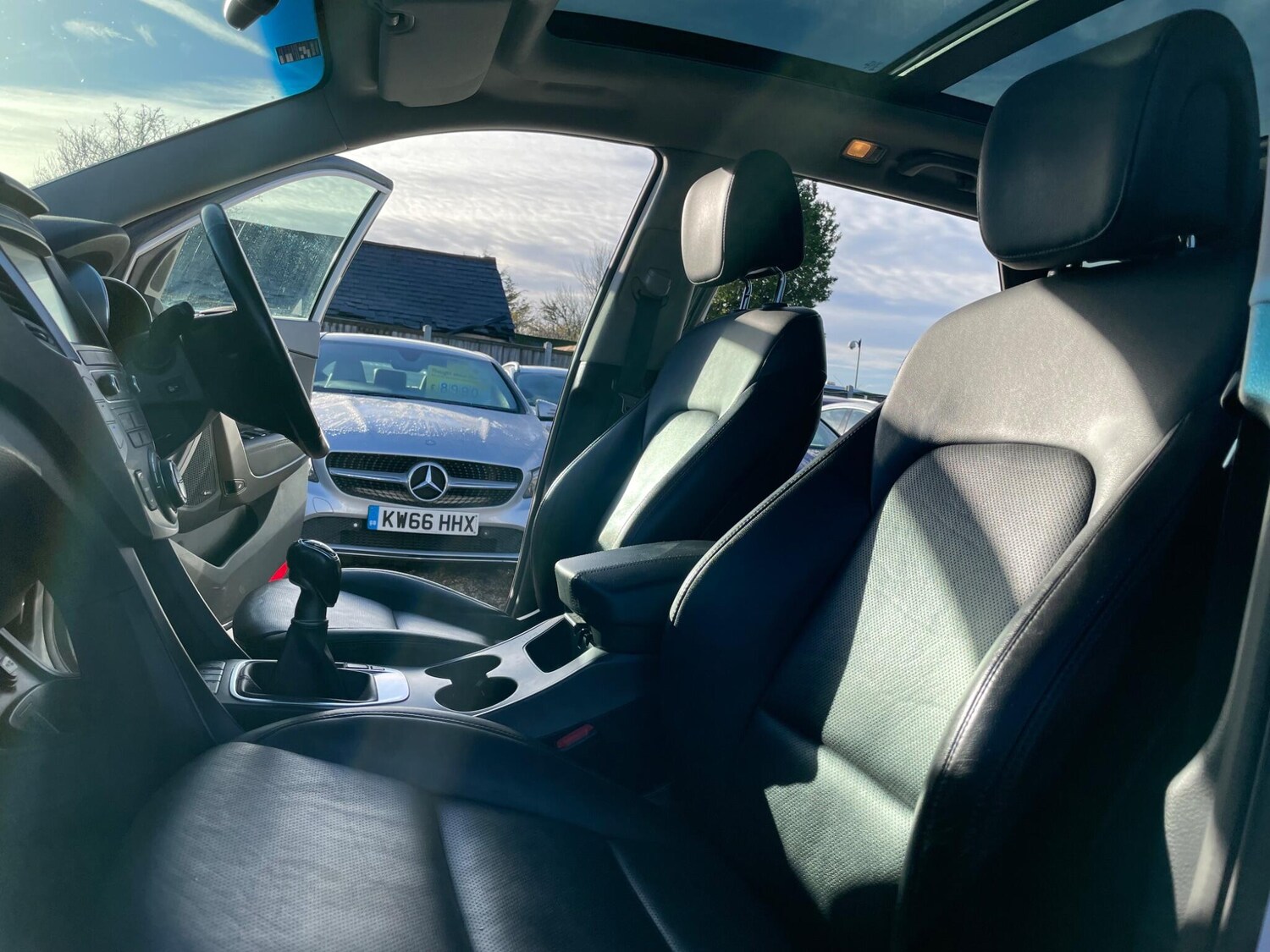 Used Hyundai Santa Fe 2017 for sale - 77501840: Photo 34