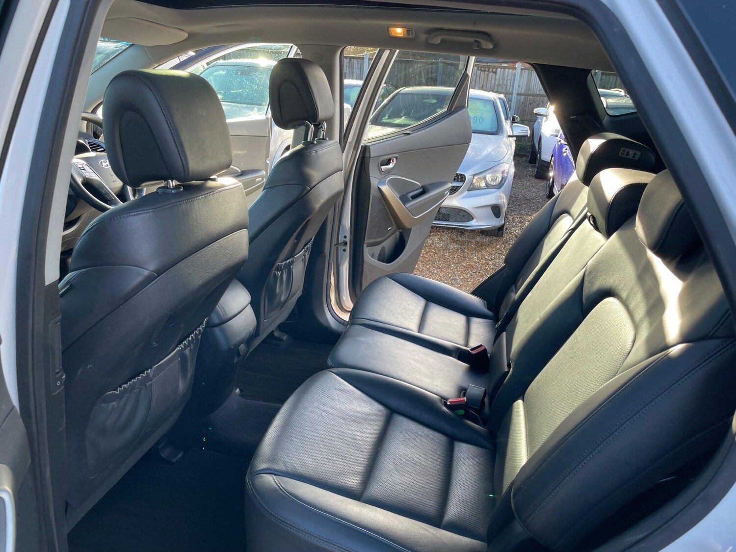 Used Hyundai Santa Fe 2017 for sale - 77501840: Photo 39