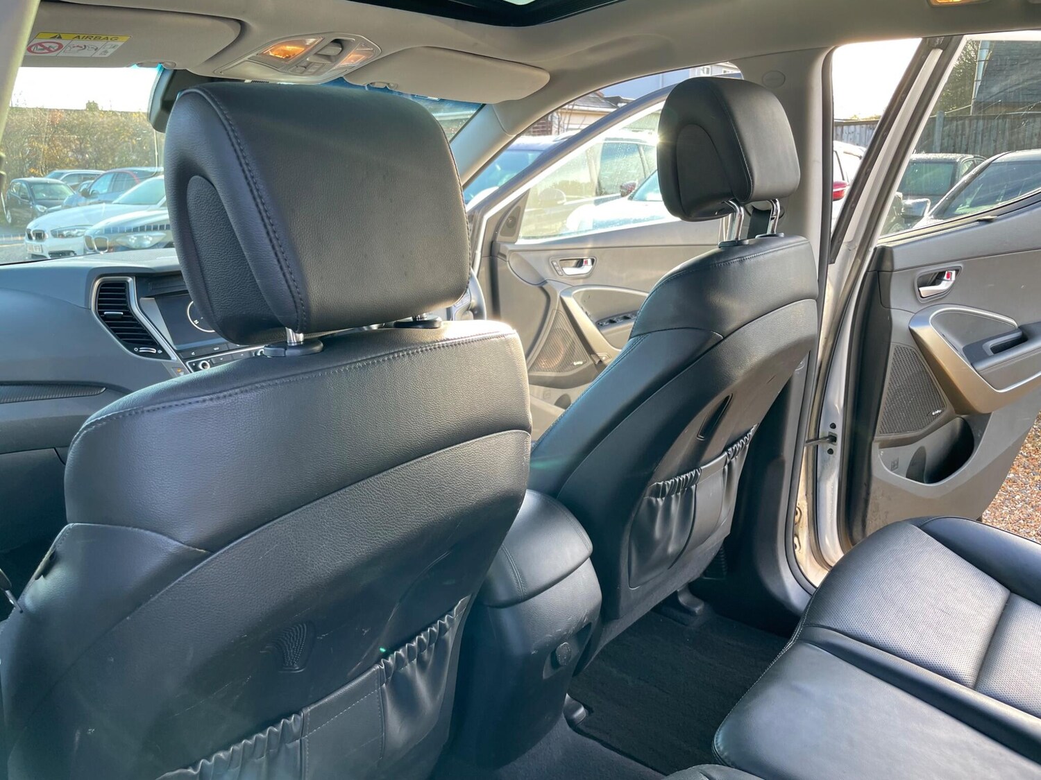 Used Hyundai Santa Fe 2017 for sale - 77501840: Photo 40