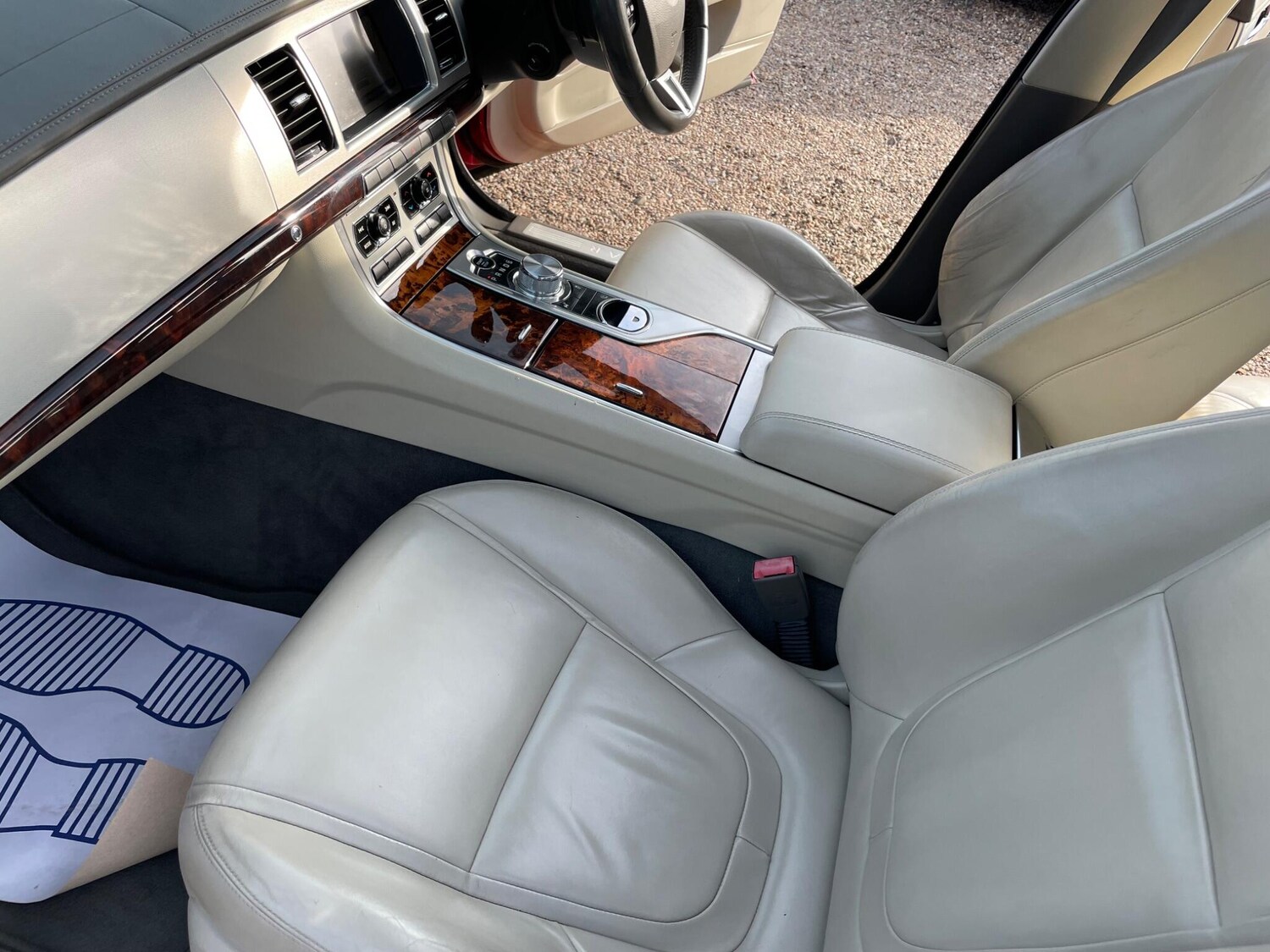 Used Jaguar XF 2013 for sale - 77940409: Photo 33