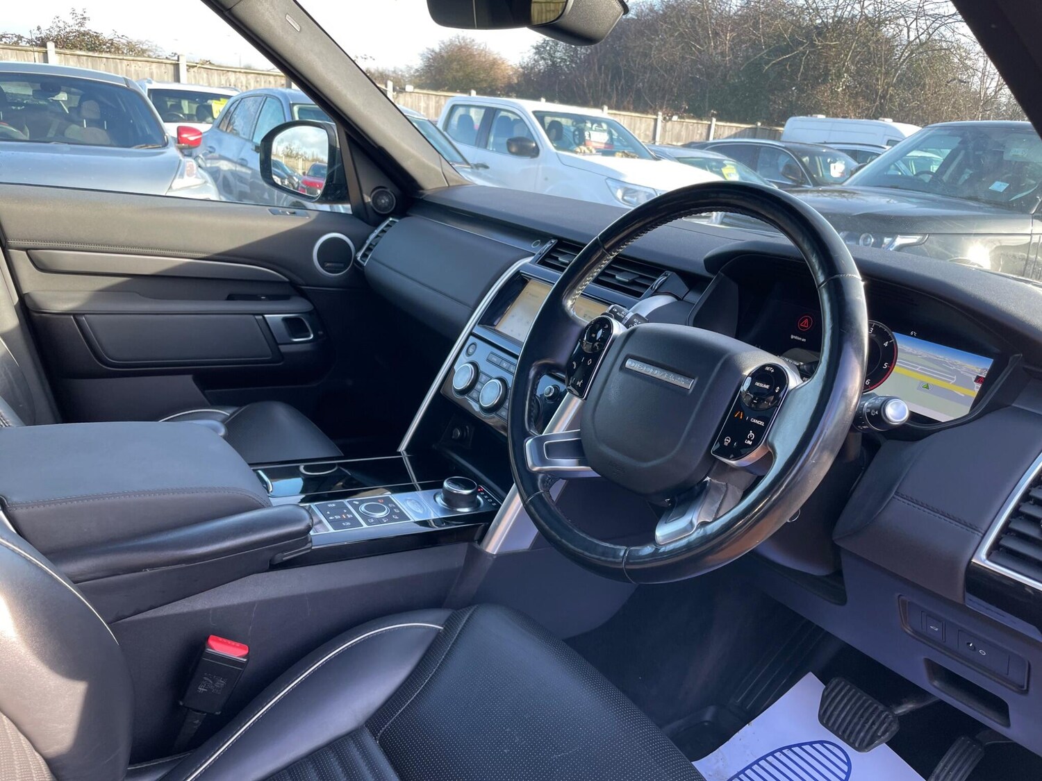 Used Land Rover Discovery 2018 for sale - 77501775: Photo 12