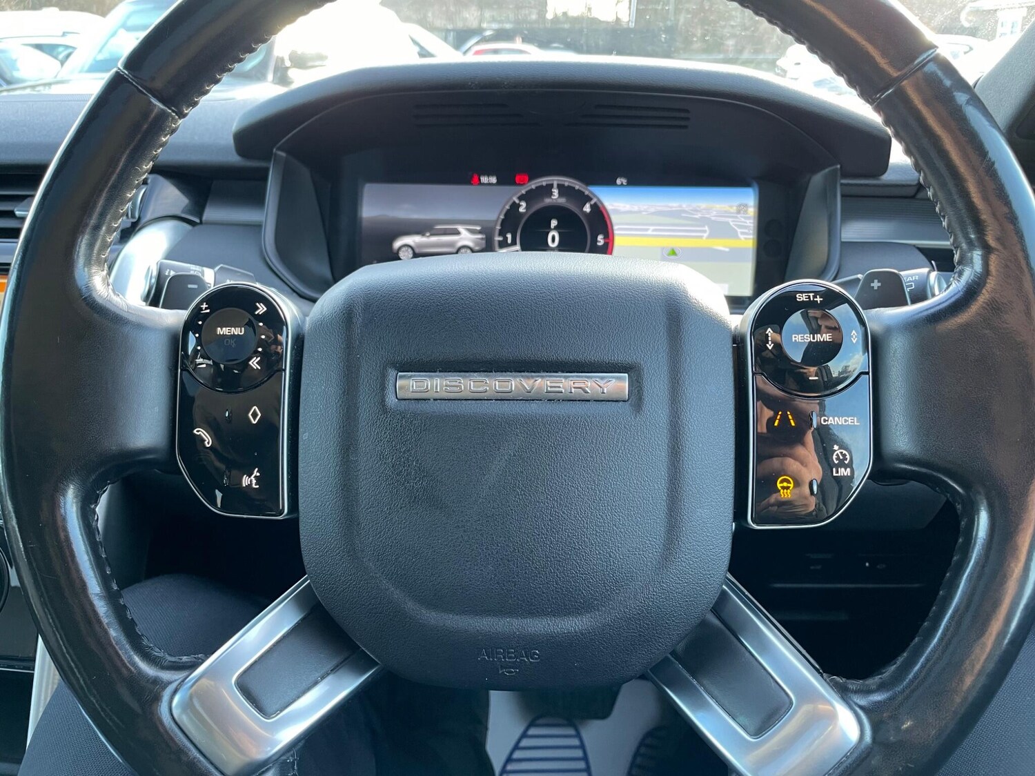 Used Land Rover Discovery 2018 for sale - 77501775: Photo 18