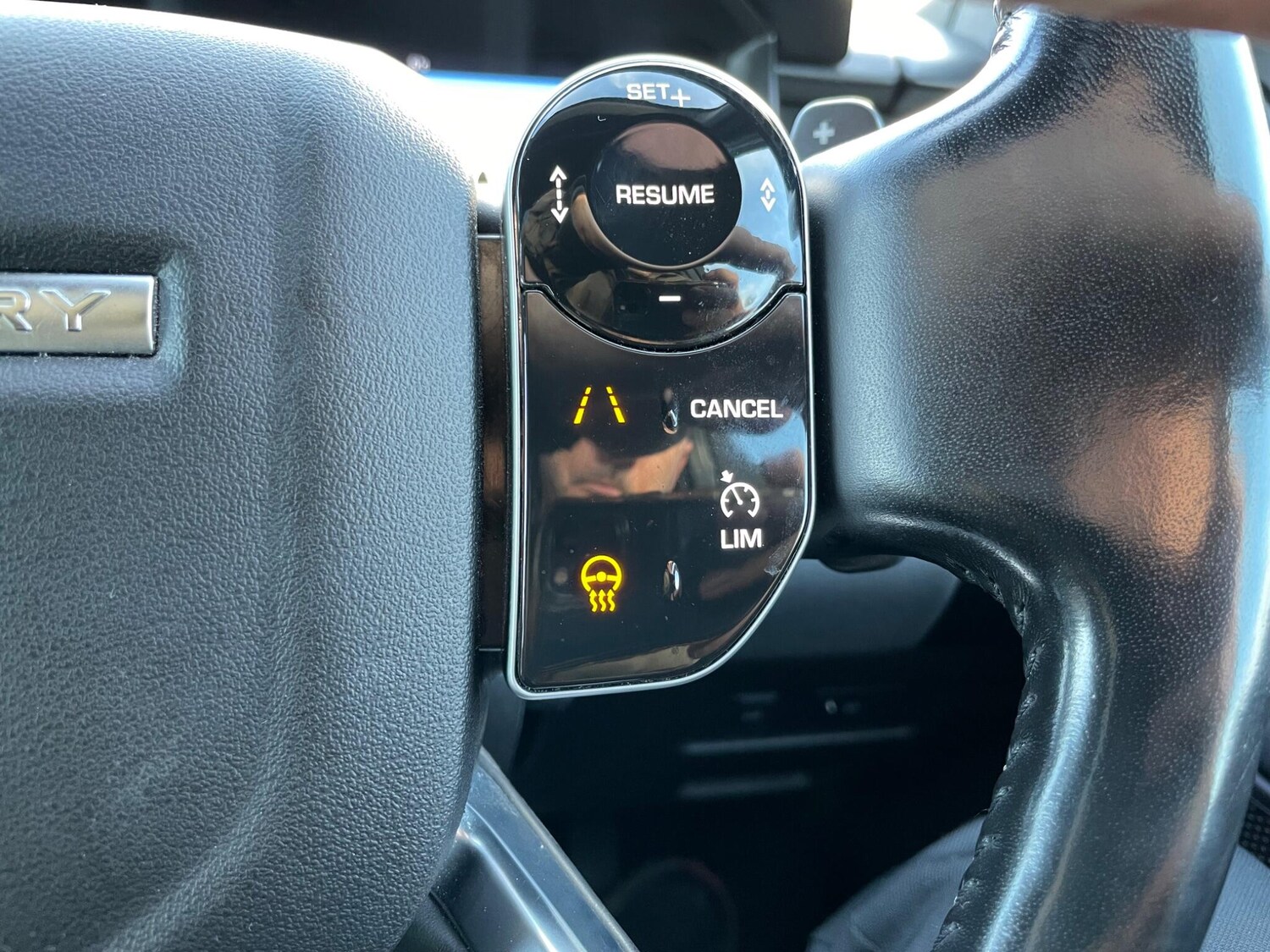 Used Land Rover Discovery 2018 for sale - 77501775: Photo 19