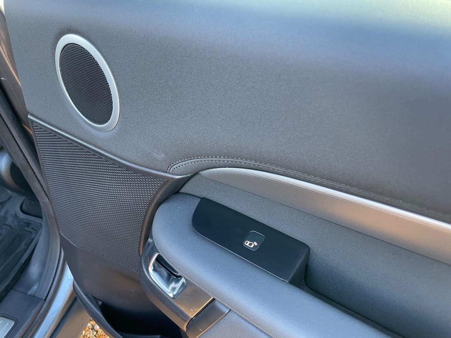 Used Land Rover Discovery 2018 for sale - 77501775: Photo 55