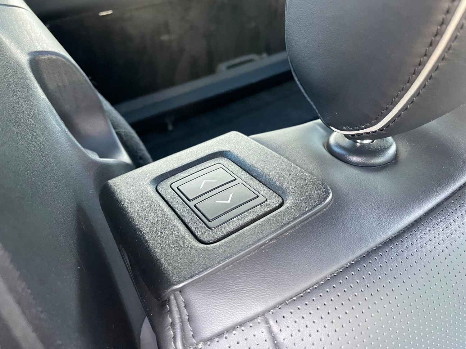 Used Land Rover Discovery 2018 for sale - 77501775: Photo 61