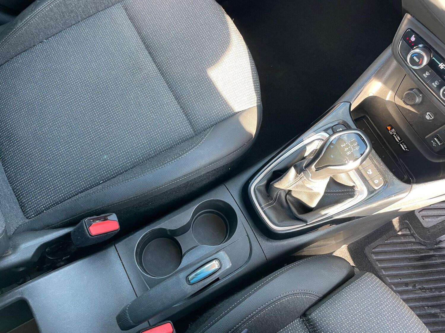 Used Vauxhall Crossland 2021 for sale - 77501770: Photo 23