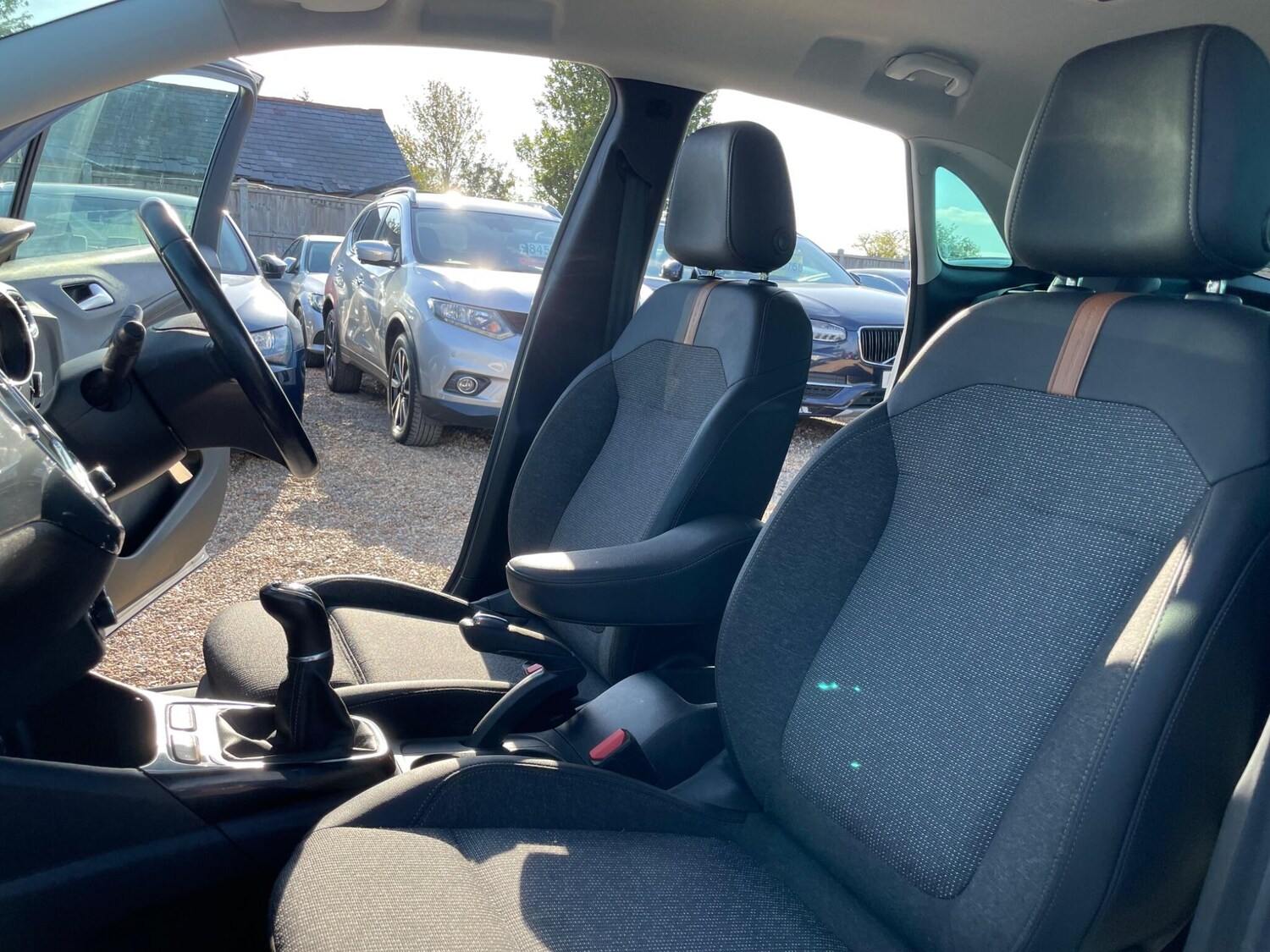 Used Vauxhall Crossland 2021 for sale - 77501770: Photo 34