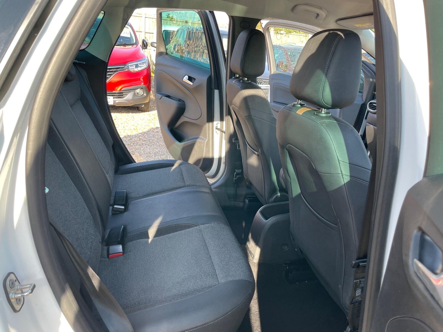 Used Vauxhall Crossland 2021 for sale - 77501770: Photo 43