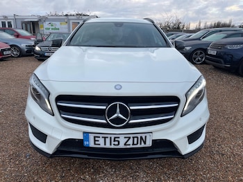 Used Mercedes-Benz GLA 2015 for sale - 77670613: Photo