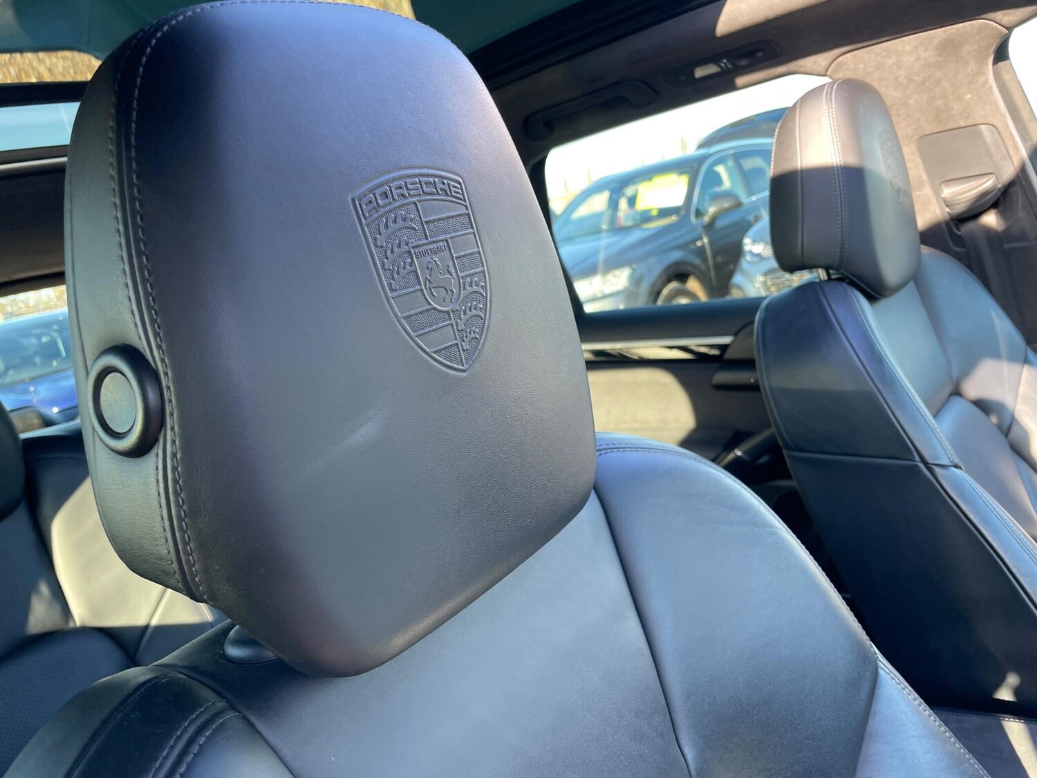 Used Porsche Cayenne 2013 for sale - 77501779: Photo 35