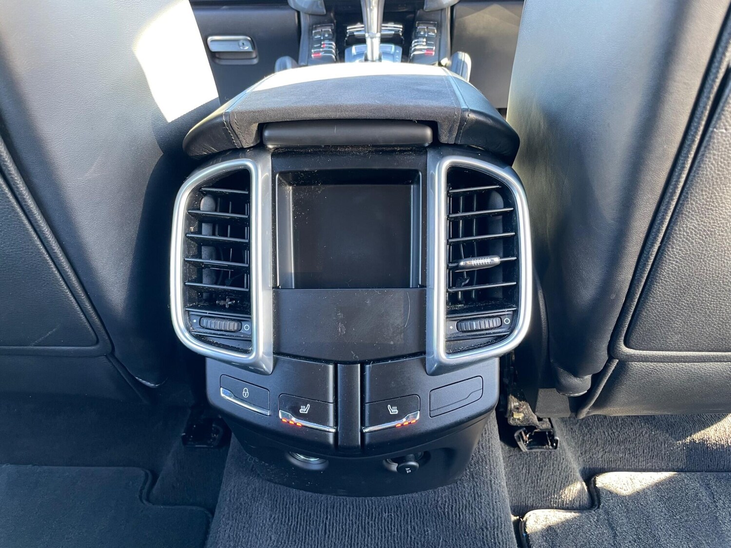 Used Porsche Cayenne 2013 for sale - 77501779: Photo 47