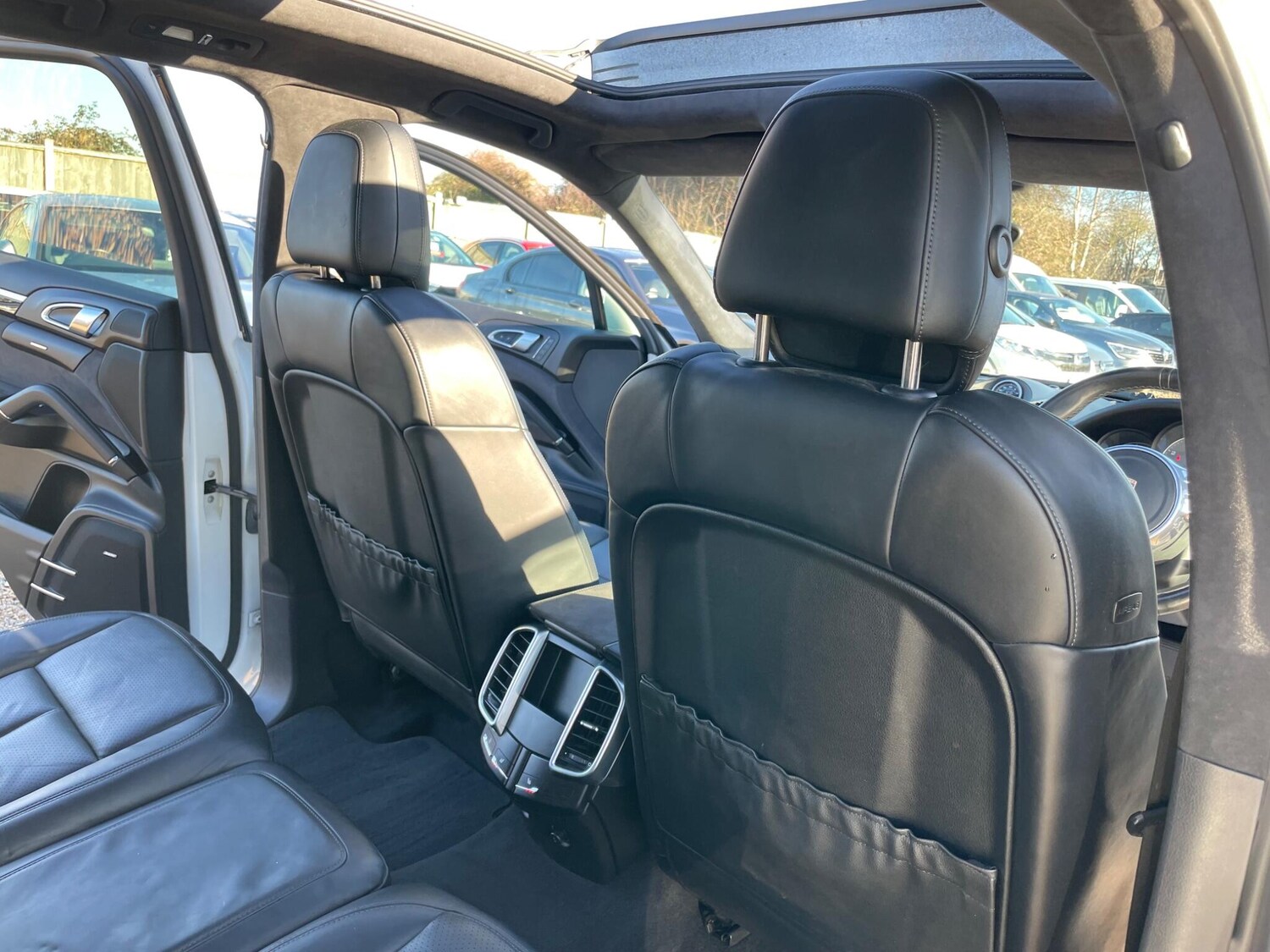 Used Porsche Cayenne 2013 for sale - 77501779: Photo 56