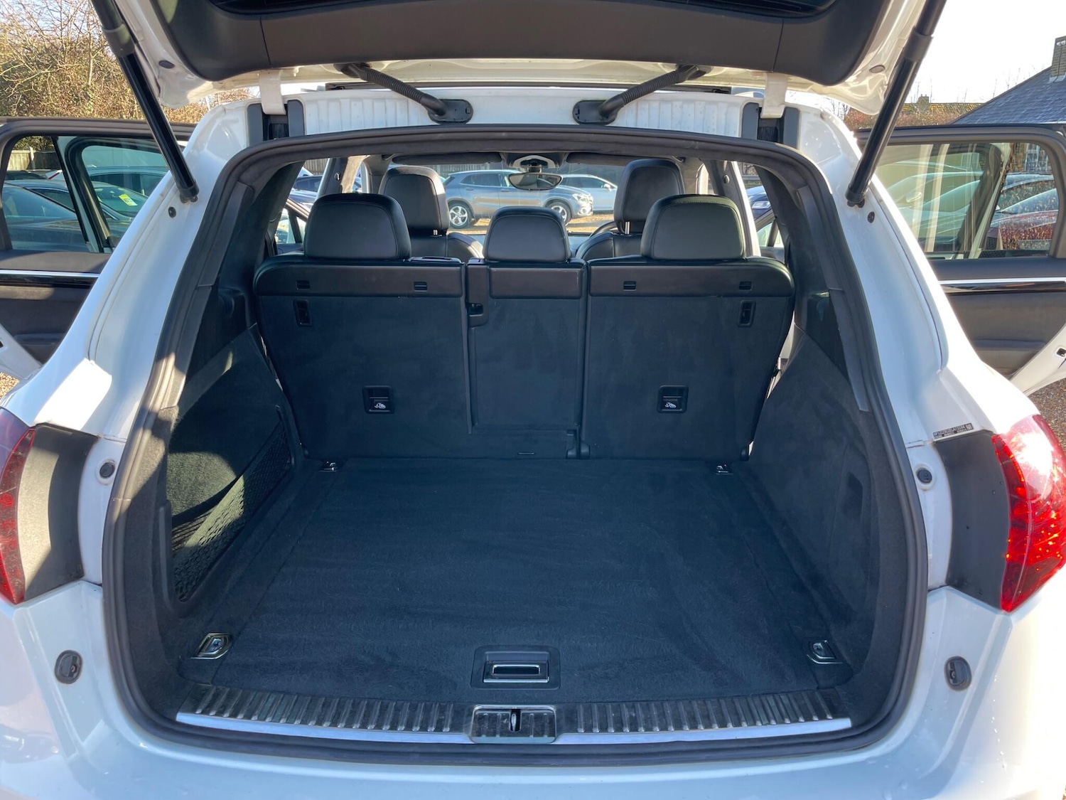 Used Porsche Cayenne 2013 for sale - 77501779: Photo 61