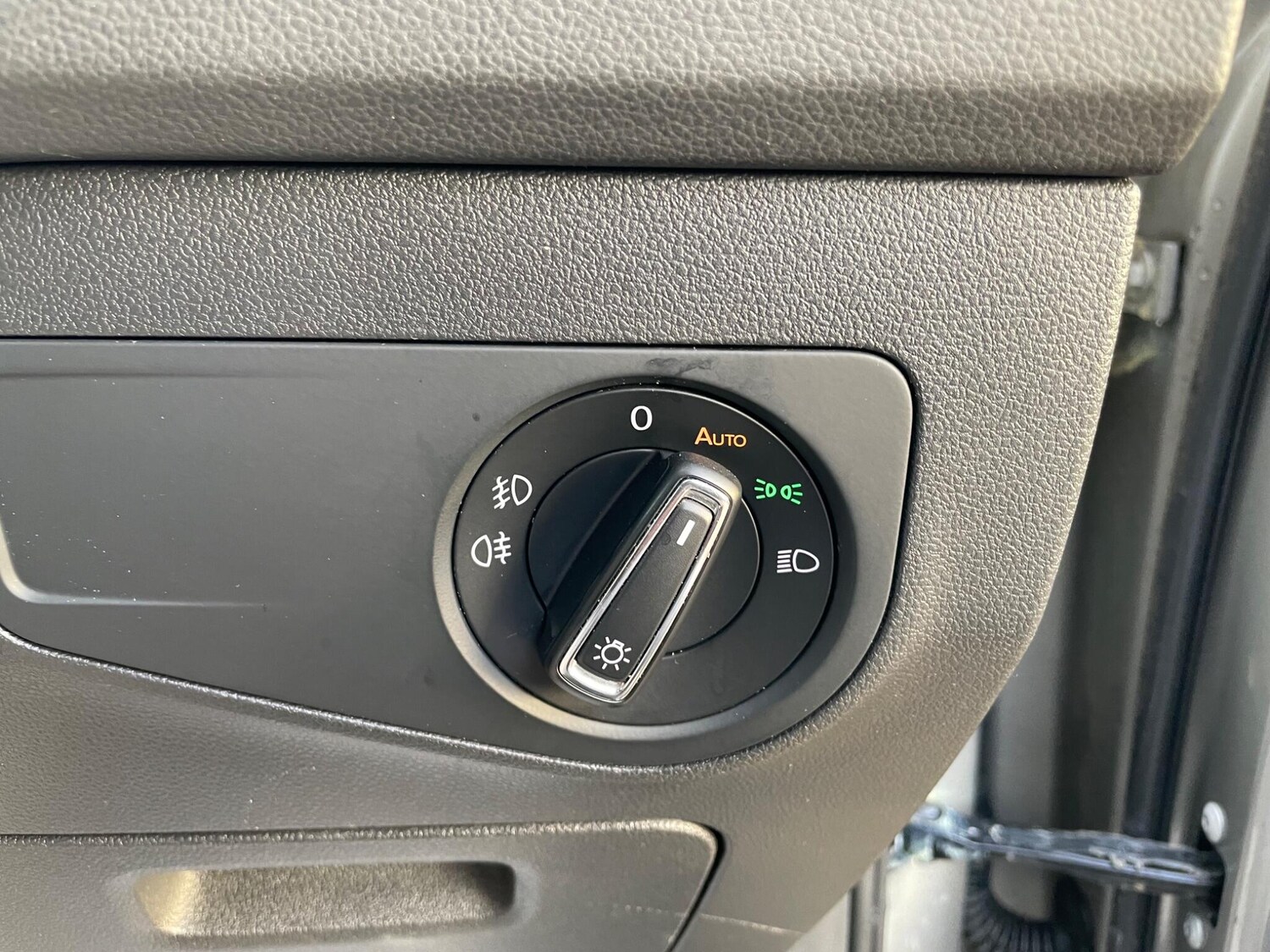 Used Volkswagen Tiguan 2017 for sale - 77501828: Photo 12