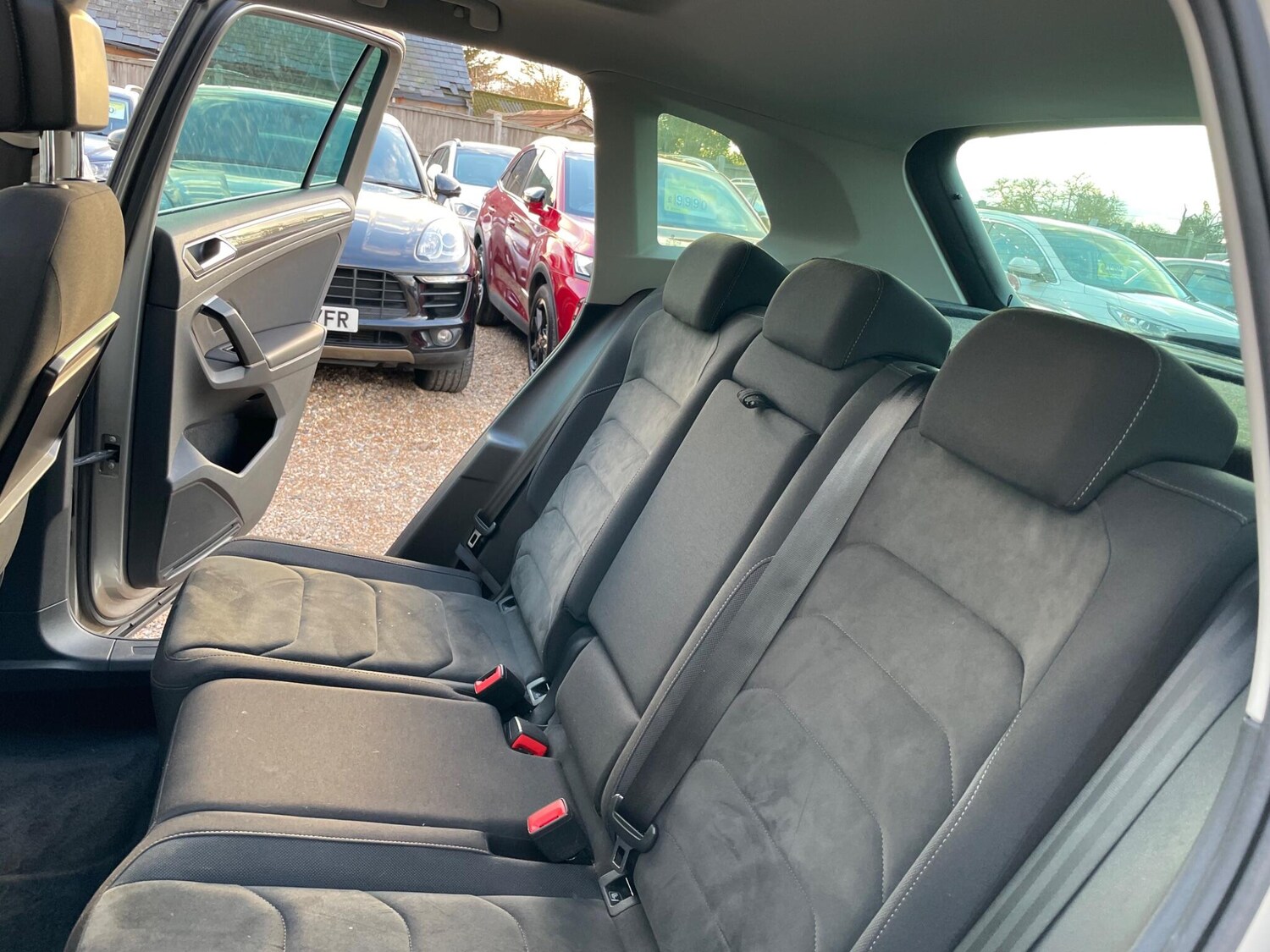 Used Volkswagen Tiguan 2017 for sale - 77501828: Photo 43