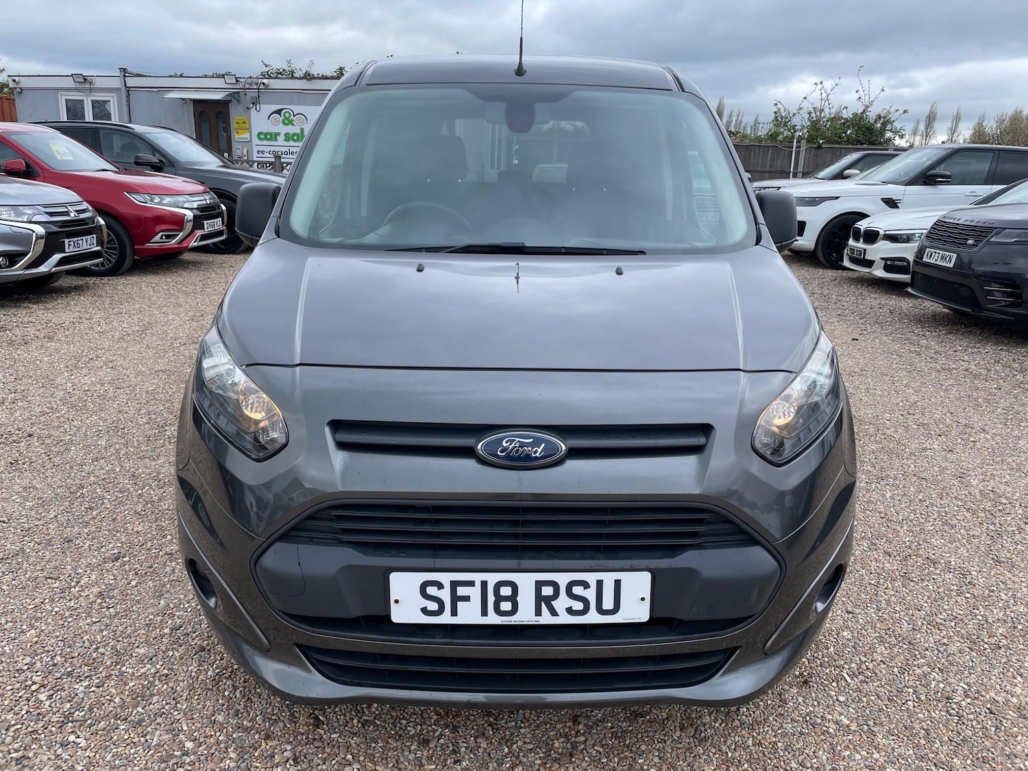 Used Ford Grand Tourneo Connect 2018 for sale - 78170106: Photo 2