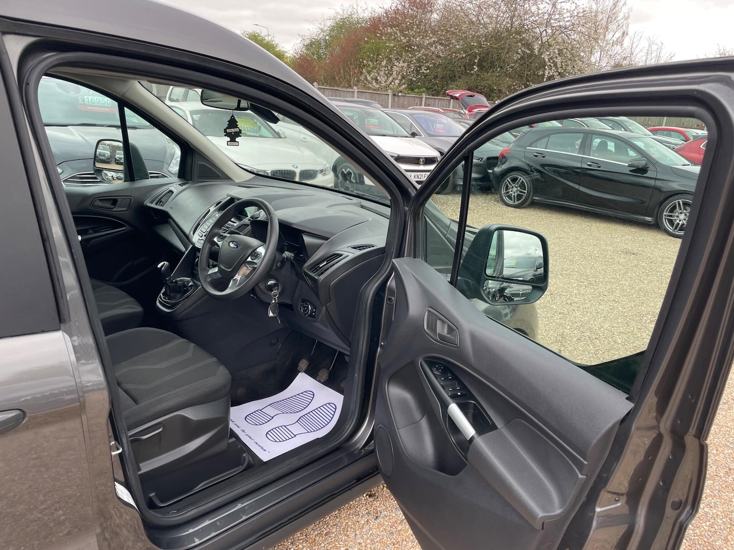 Used Ford Grand Tourneo Connect 2018 for sale - 78170106: Photo 9