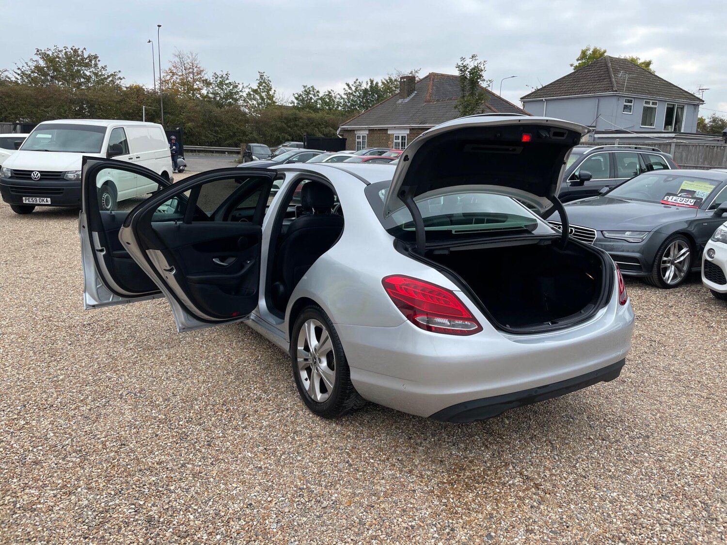 Used Mercedes-Benz C Class 2018 for sale - 77501783: Photo 44