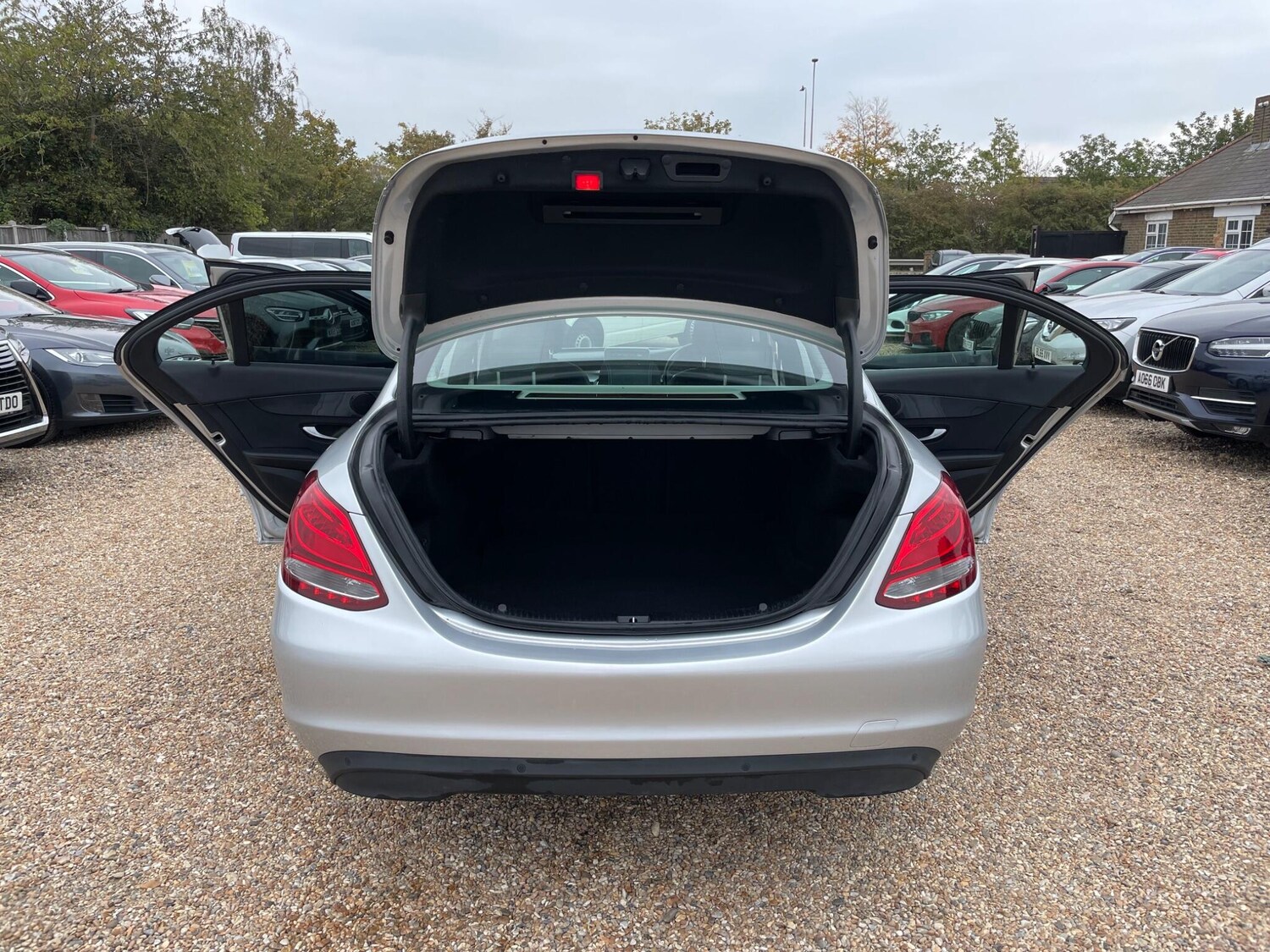 Used Mercedes-Benz C Class 2018 for sale - 77501783: Photo 45