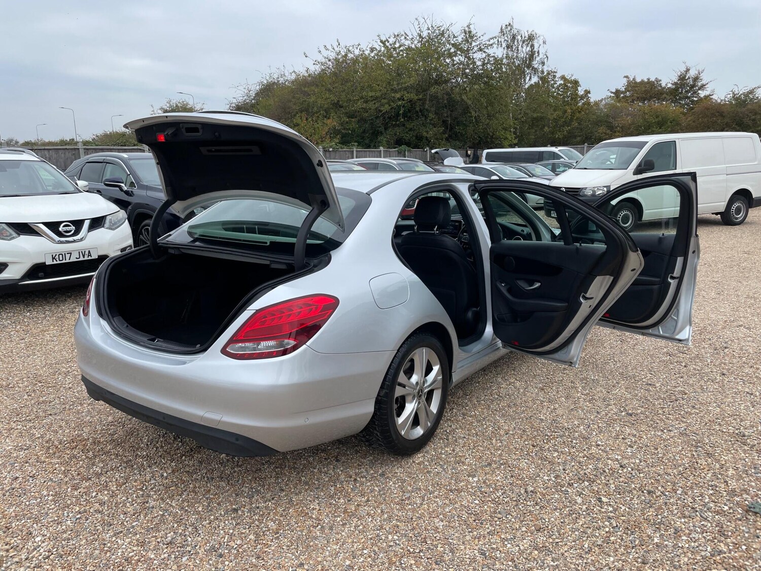 Used Mercedes-Benz C Class 2018 for sale - 77501783: Photo 46