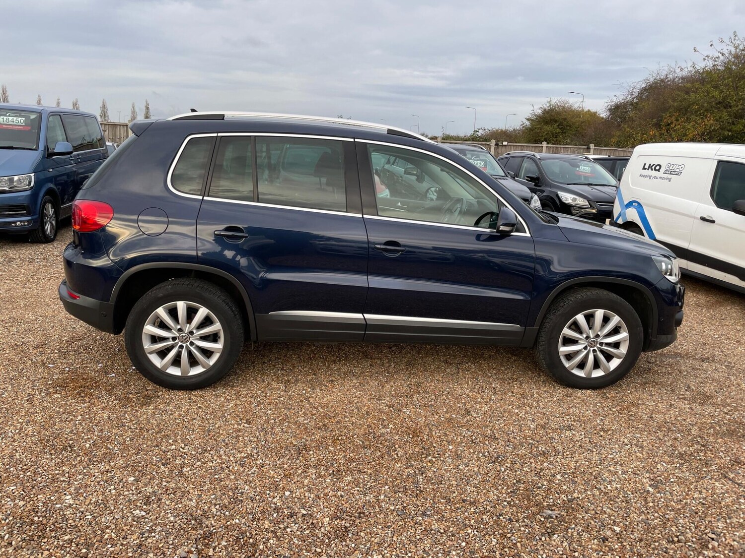 Used Volkswagen Tiguan 2015 for sale - 77501845: Photo 8