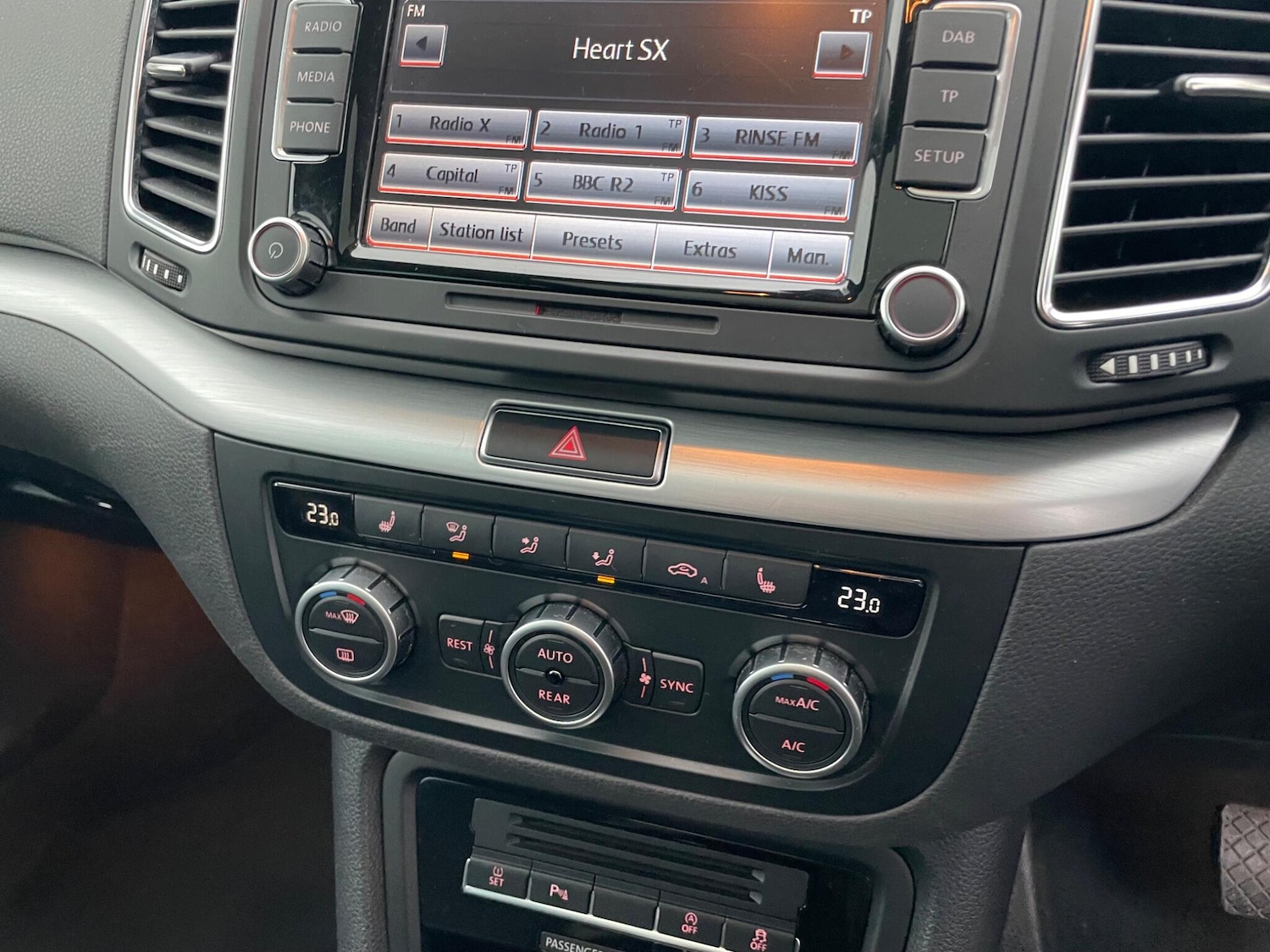 Used Volkswagen Sharan 2013 for sale - 77612196: Photo 10